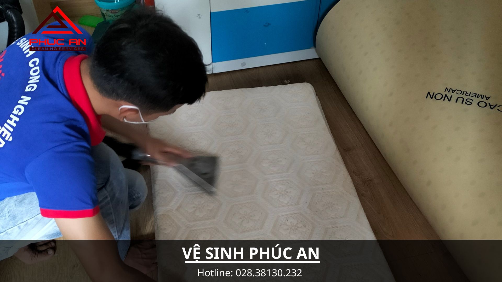cach-ve-sinh-nem-cao-su-van-thanh